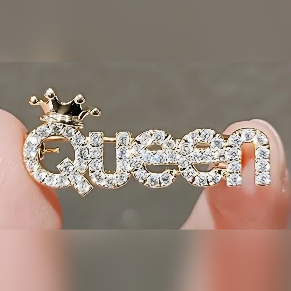 Royal Queen Rhinestone Brooch Pin with Gold Tone